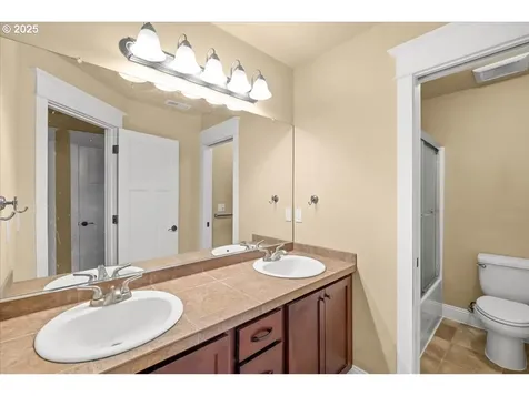 1138 37th Avenue Forest Grove OR 97116