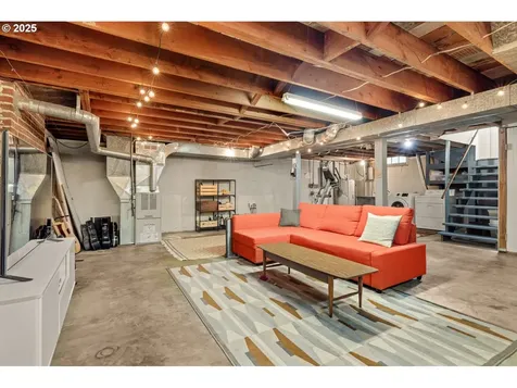 6341 NE 22nd Avenue Portland OR 97211