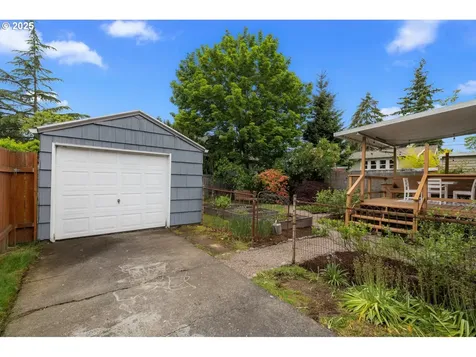 6341 NE 22nd Avenue Portland OR 97211