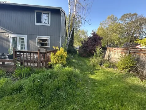 5992 SE Blossom Street Hillsboro OR 97123