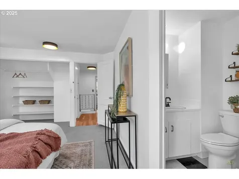 5264 N Amherst Street Portland OR 97203