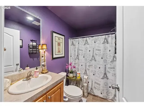 610 Shorepines Place Coos Bay OR 97420