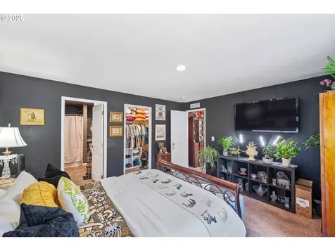 610 Shorepines Place Coos Bay OR 97420