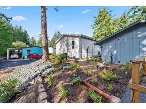 610 Shorepines Place Coos Bay OR 97420