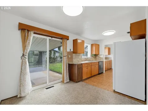16706 SE Ankeny Street Portland OR 97233