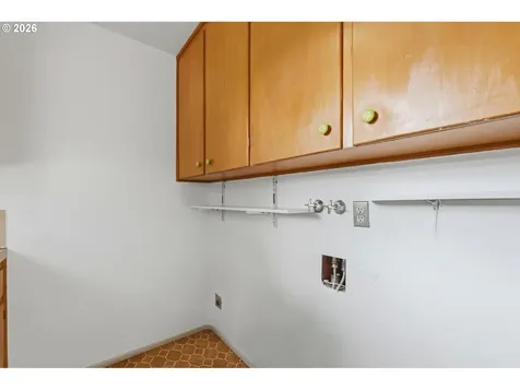 16706 SE Ankeny Street Portland OR 97233