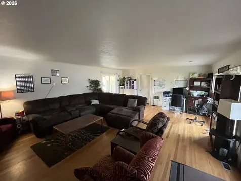 1010 Horn Lane Eugene OR 97404