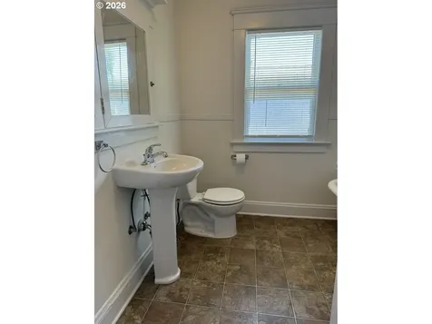 3507 SE Salmon Street Portland OR 97214