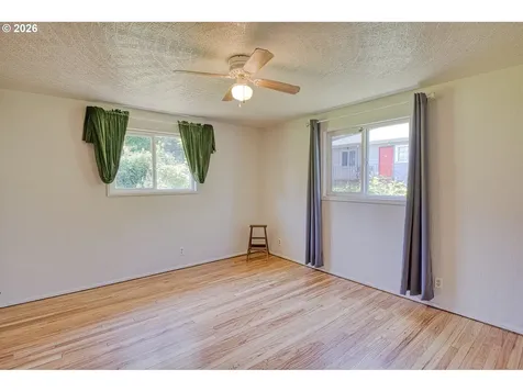 7077 Main Street Springfield OR 97478