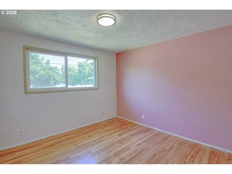 7077 Main Street Springfield OR 97478