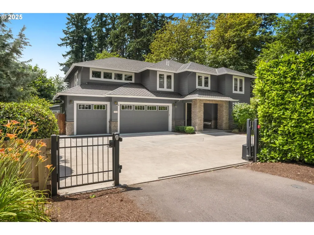 4720 Firwood Road Lake Oswego OR 97035