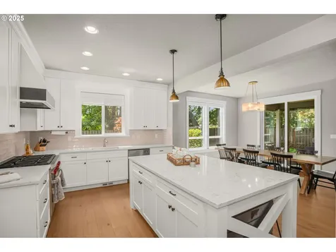 4720 Firwood Road Lake Oswego OR 97035