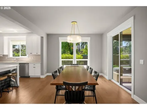 4720 Firwood Road Lake Oswego OR 97035