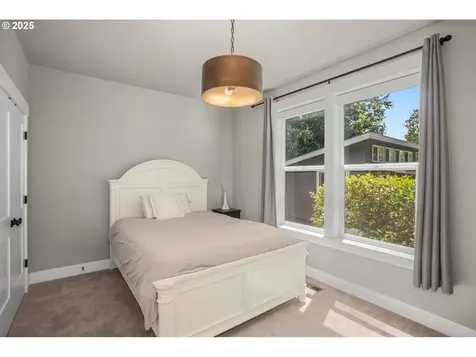 4720 Firwood Road Lake Oswego OR 97035