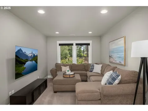 4720 Firwood Road Lake Oswego OR 97035