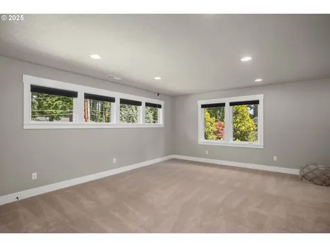 4720 Firwood Road Lake Oswego OR 97035