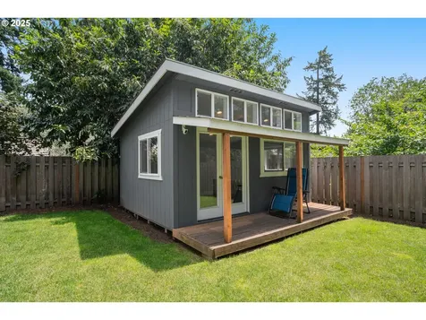 4720 Firwood Road Lake Oswego OR 97035