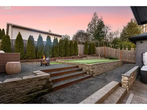 9737 SW Taylor Street Portland OR 97225