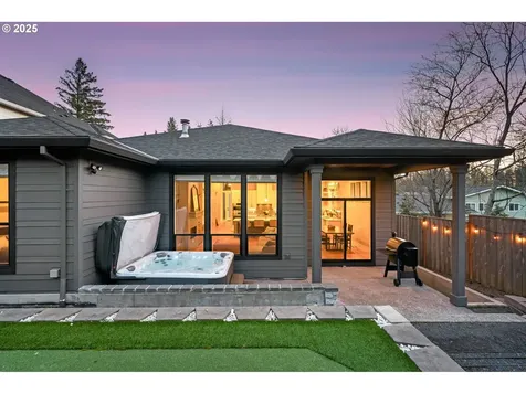 9737 SW Taylor Street Portland OR 97225
