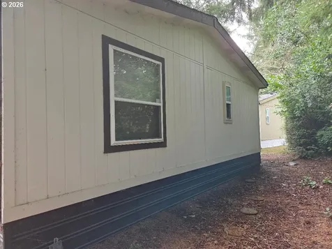 530 Shorepines Place Coos Bay OR 97420
