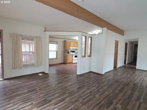530 Shorepines Place Coos Bay OR 97420