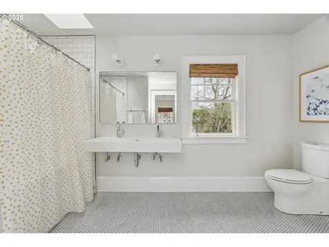 2224 NE 16th Avenue Portland OR 97212