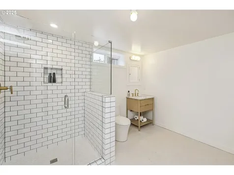 2224 NE 16th Avenue Portland OR 97212