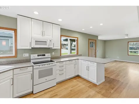 4302 C Street Washougal WA 98671