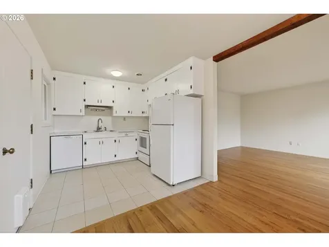 2304 SE 101st Avenue Portland OR 97216