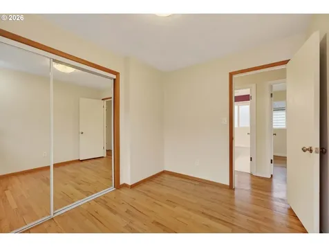 2304 SE 101st Avenue Portland OR 97216