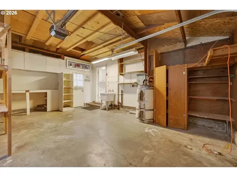 2304 SE 101st Avenue Portland OR 97216