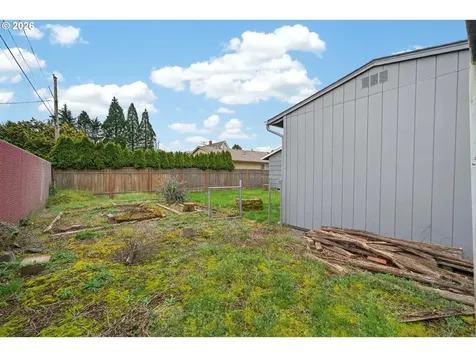 2304 SE 101st Avenue Portland OR 97216