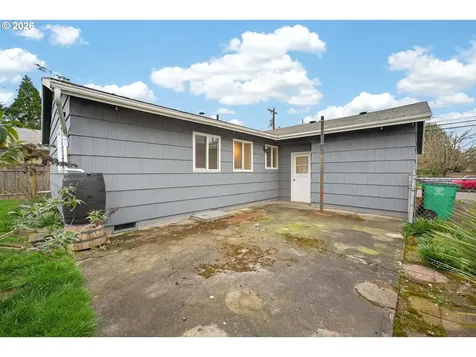 2304 SE 101st Avenue Portland OR 97216