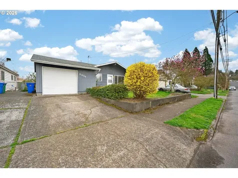 2304 SE 101st Avenue Portland OR 97216