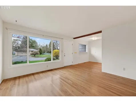 2304 SE 101st Avenue Portland OR 97216