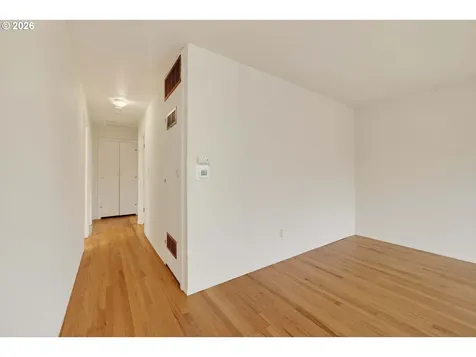 2304 SE 101st Avenue Portland OR 97216