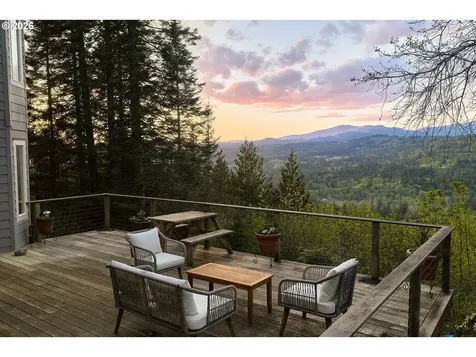 832 Wildlife Drive Washougal WA 98671