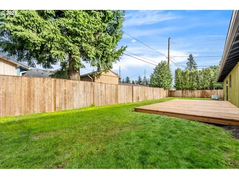 16521 SE Ankeny Street Portland OR 97233