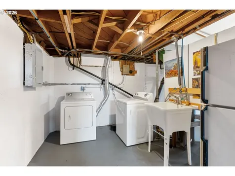 1612 W 10th Street The Dalles OR 97058
