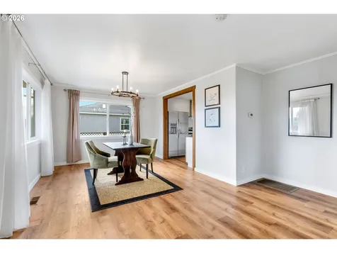 1612 W 10th Street The Dalles OR 97058