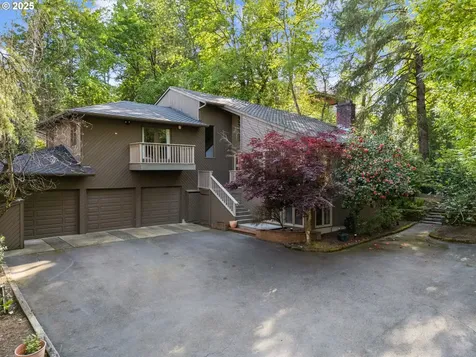 4305 SW 58th Avenue Portland OR 97221