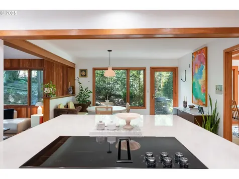 4305 SW 58th Avenue Portland OR 97221