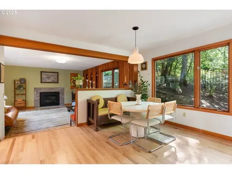4305 SW 58th Avenue Portland OR 97221