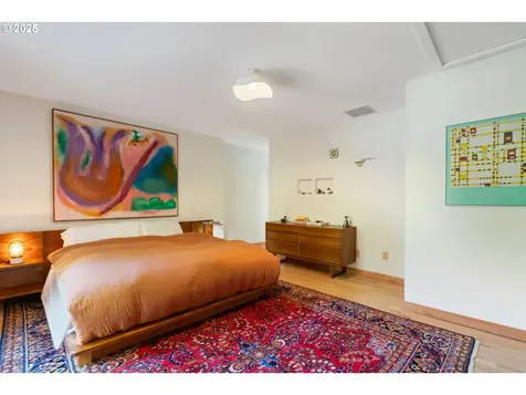 4305 SW 58th Avenue Portland OR 97221