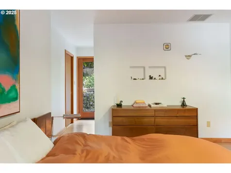 4305 SW 58th Avenue Portland OR 97221