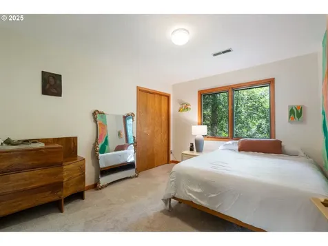 4305 SW 58th Avenue Portland OR 97221