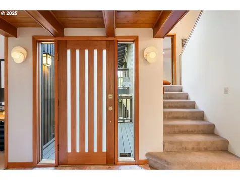 4305 SW 58th Avenue Portland OR 97221