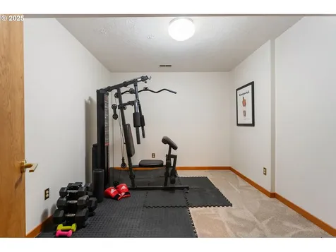 4305 SW 58th Avenue Portland OR 97221