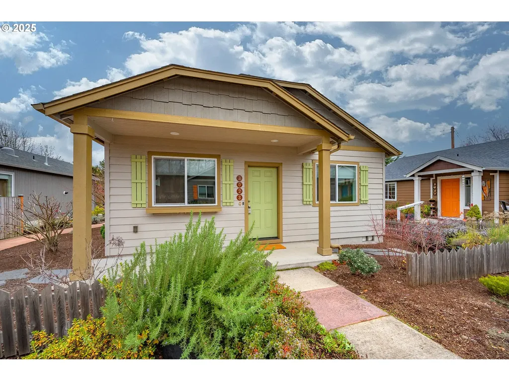 3023 Hummingbird Lane Eugene OR 97405