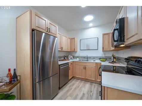 3023 Hummingbird Lane Eugene OR 97405